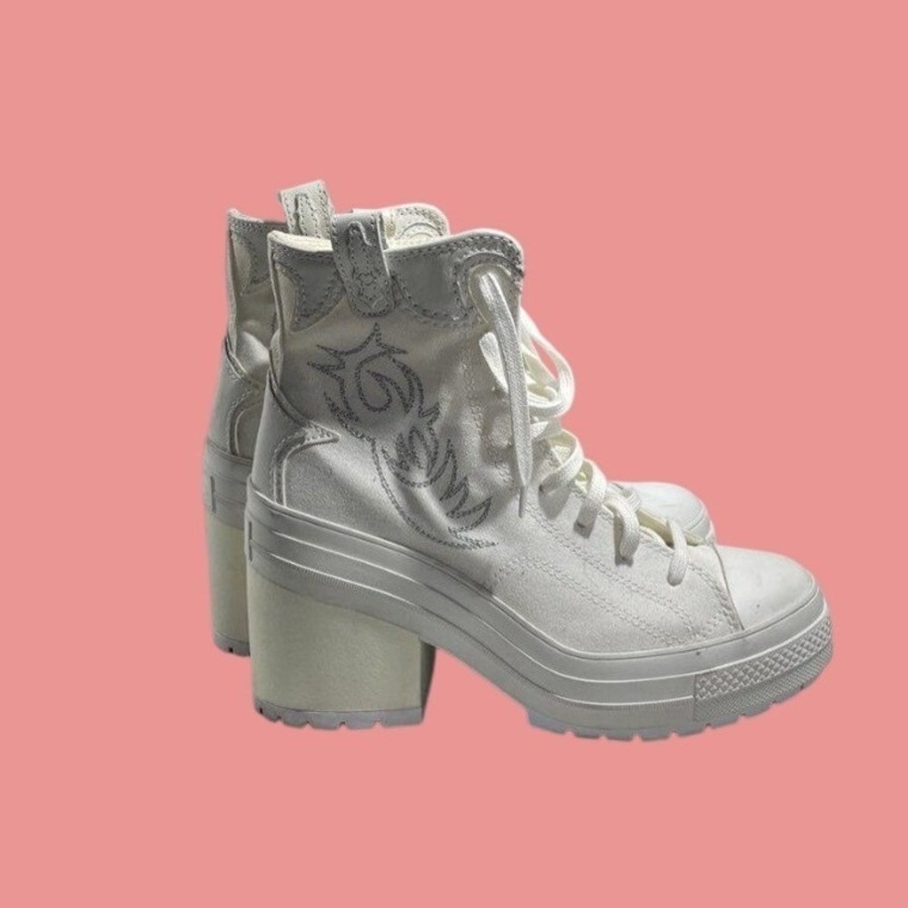 Converse Chuck 70 De Luxe Heel White Canvas Flame Embroidery Boots A10335C